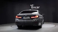 2022 BMW 5-Series 530i xDrive M Sport Package — фото 4