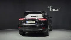 2022 Porsche Cayenne 3.0 PLATINUM EDITION — фото 4