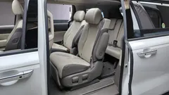 2023 Kia Carnival Gasoline 7-Seater Signature — фото 11