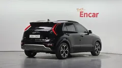 2022 Kia Niro Prestige — фото 2
