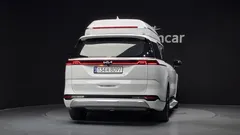 2023 Kia Carnival Gasoline 7-Seater Hi-Limousine — фото 4