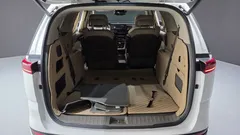 2023 Kia Carnival Gasoline 7-Seater Hi-Limousine — фото 19