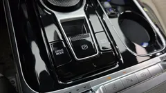 2023 Kia Carnival Gasoline 7-Seater Hi-Limousine — фото 20