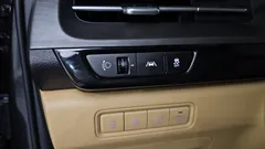 2023 Kia Carnival Gasoline 7-Seater Signature — фото 18