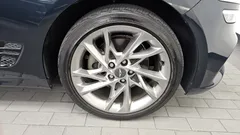 2022 Genesis G70 Gasoline 2.0T 4WD — фото 5