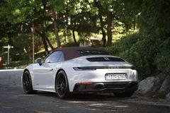 2024 Porsche 911 Carrera 4 GTS Cabriolet — фото 4