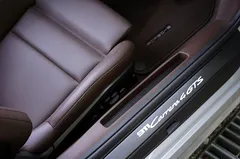 2024 Porsche 911 Carrera 4 GTS Cabriolet — фото 17