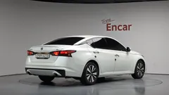 2019 Nissan Altima 2.5 SL Tech — фото 2