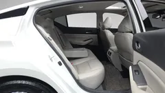 2019 Nissan Altima 2.5 SL Tech — фото 11