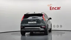2022 Kia Niro Signature — фото 4