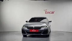 2023 BMW 5-Series 520i M Sport — фото 3