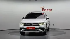 2023 Volkswagen Tiguan 2.0 TSI Prestige, белый — фото 3