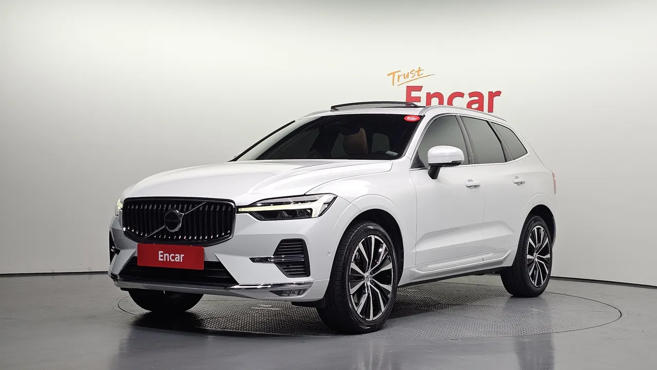 2023 Volvo XC60 B6 Ultimate Bright