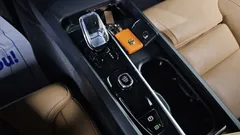 2023 Volvo XC60 B6 Ultimate Bright — фото 9