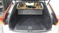 2023 Volvo XC60 B6 Ultimate Bright — фото 19