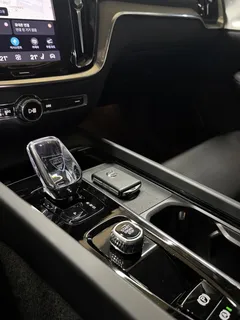 2024 Volvo V60 B5 Ultimate AWD — фото 9