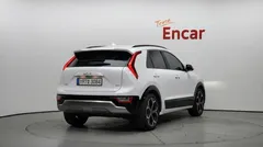 2022 Kia Niro Prestige — фото 2