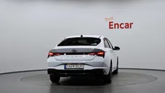 2021 Hyundai AVANTE Smart, белый — фото 4