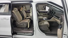 2023 Kia Carnival Diesel 9-Seater Hi-Limousine — фото 20