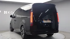 2023 Hyundai Staria Lounge 9-Seater — фото 2