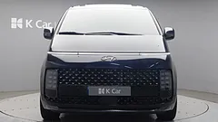 2023 Hyundai Staria Lounge 9-Seater — фото 4