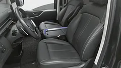 2023 Hyundai Staria Lounge 9-Seater — фото 8