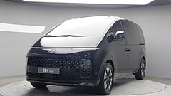 2023 Hyundai Staria Lounge 9-Seater — фото 11