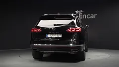 2023 Volkswagen Touareg 3.0 TDI Prestige, чёрный — фото 4