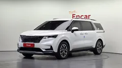 2022 Kia Carnival Diesel 9-Seater Prestige — фото 1