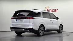 2022 Kia Carnival Diesel 9-Seater Prestige — фото 2