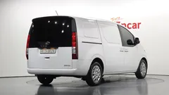2023 Hyundai Staria Cargo 3-Seater — фото 2