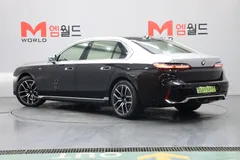 2023 BMW 7-Series 740i sDrive M Sport — фото 4