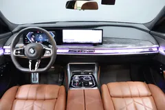 2023 BMW 7-Series 740i sDrive M Sport — фото 5