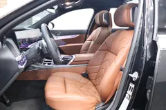 2023 BMW 7-Series 740i sDrive M Sport — фото 6