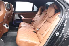 2023 BMW 7-Series 740i sDrive M Sport — фото 7