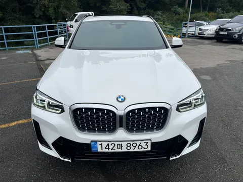 2022 BMW X4 xDrive20i M Sport