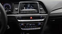 2023 Hyundai Sonata LPI Taxi, серебристый — фото 13