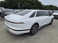 2023 Hyundai Grandeur Premium — фото 4