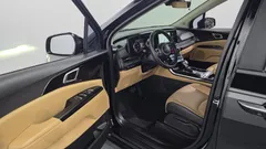 2023 Kia Carnival Diesel 9-Seater Prestige — фото 10