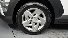 2023 Hyundai Kona Gasoline 2.0 2WD, белый — фото 5