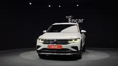 2022 Volkswagen Tiguan 2.0 TDI Premium — фото 3
