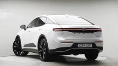 2023 Toyota Crown 2.4 4WD Dual Boost HYbrid, белый — фото 2