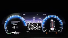 2023 Toyota Crown 2.4 4WD Dual Boost HYbrid, белый — фото 15