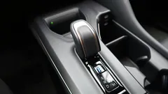 2023 Toyota Crown 2.4 4WD Dual Boost HYbrid, белый — фото 16