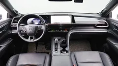 2023 Toyota Crown 2.4 4WD Dual Boost HYbrid, белый — фото 17
