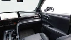 2023 Toyota Crown 2.4 4WD Dual Boost HYbrid, белый — фото 19