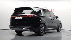 2023 Kia Carnival Diesel 9-Seater Noblesse — фото 2