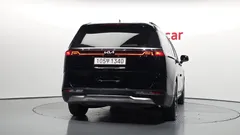 2023 Kia Carnival Diesel 9-Seater Noblesse — фото 4