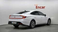 2022 Hyundai Sonata 2.0 — фото 2