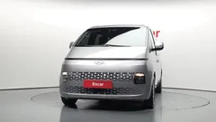 2023 Hyundai Staria 4WD Tourer 11-Seater — фото 3